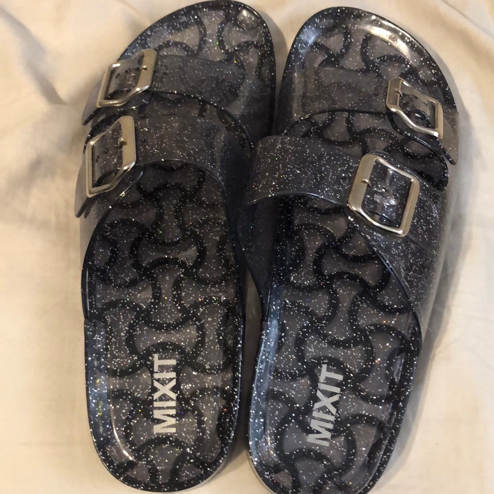 MixIt Jelly Sandals